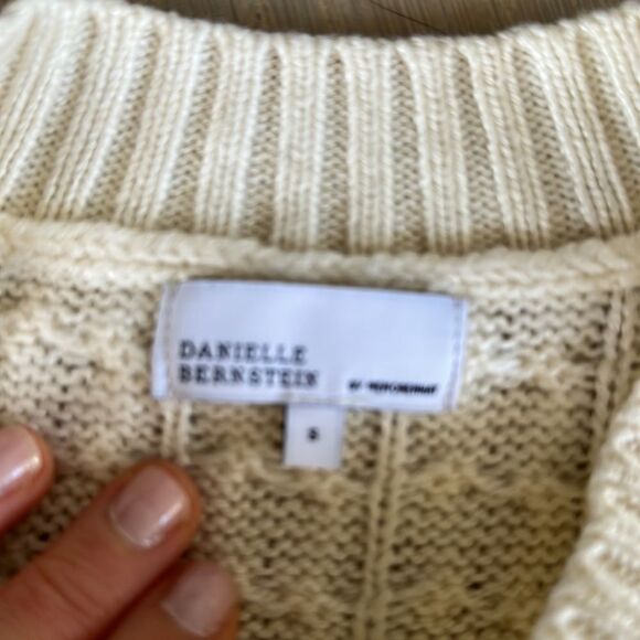 We wore what / danielle bernstein sweater - Picture 5 of 6